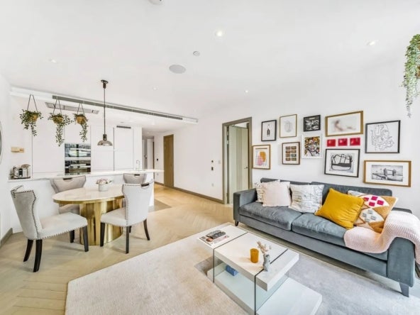 Flat Lodge Road in City of Westminster