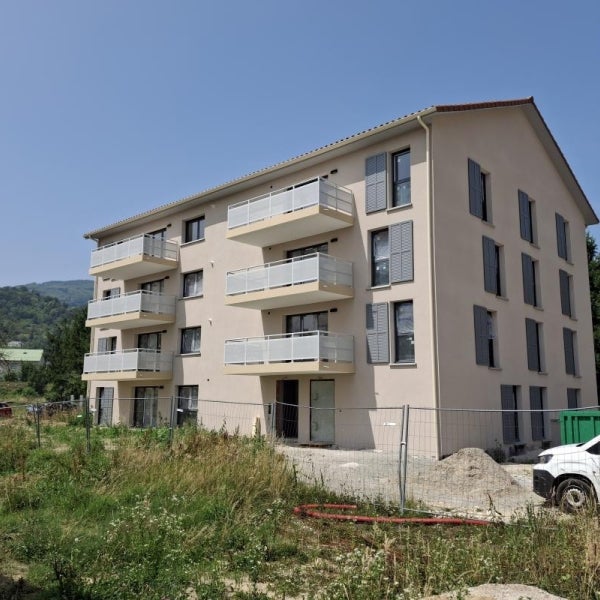 Flat Rue du Parc in Fures