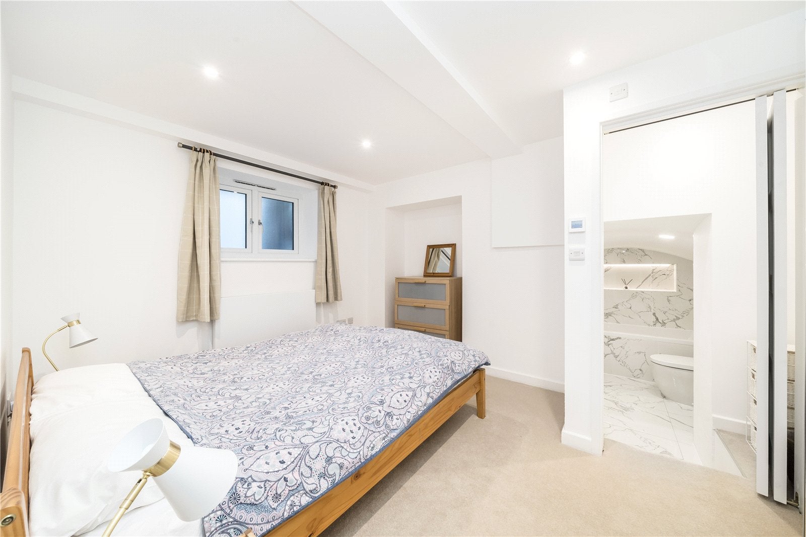 Flat Addison Road in Greater London