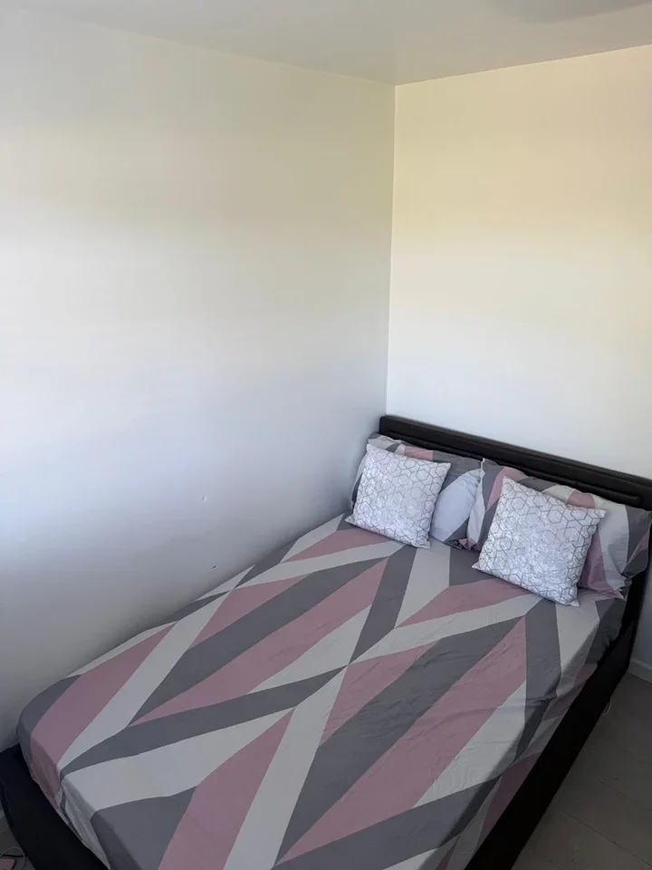 Room Havering Road in Greater London