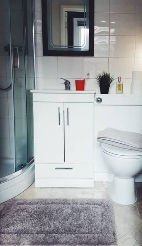 Flat Kingsland Road in Greater London