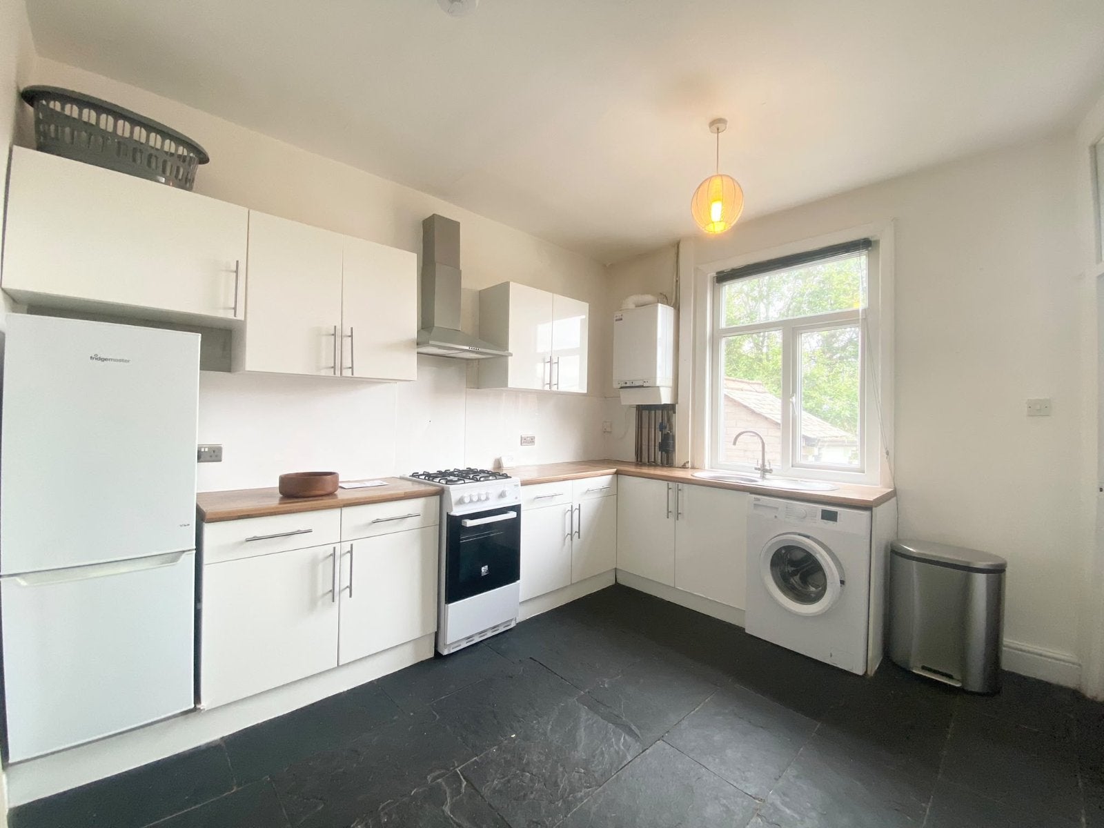 House Athlone Grove in Leeds