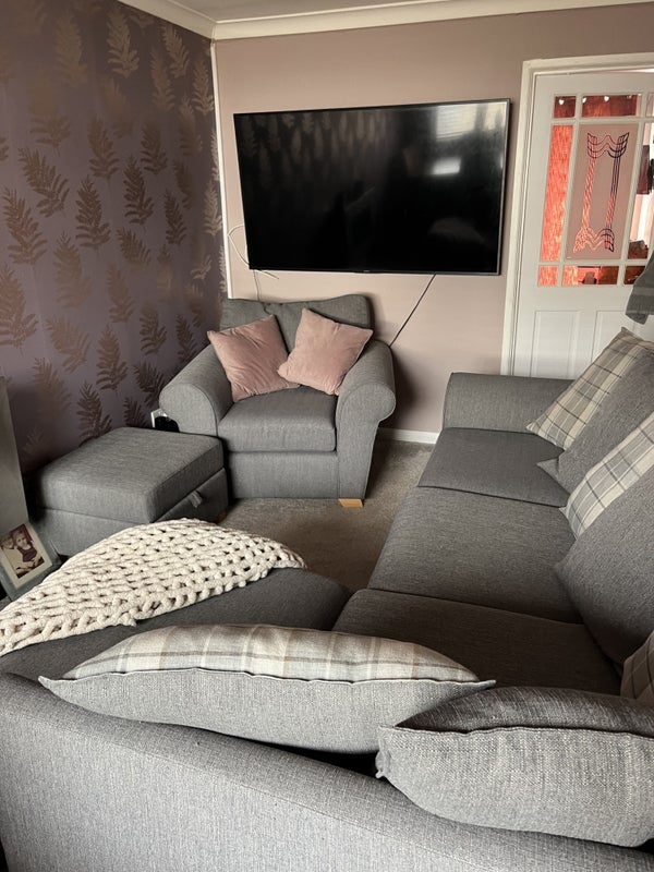 Room St Brannocks Close in Barry