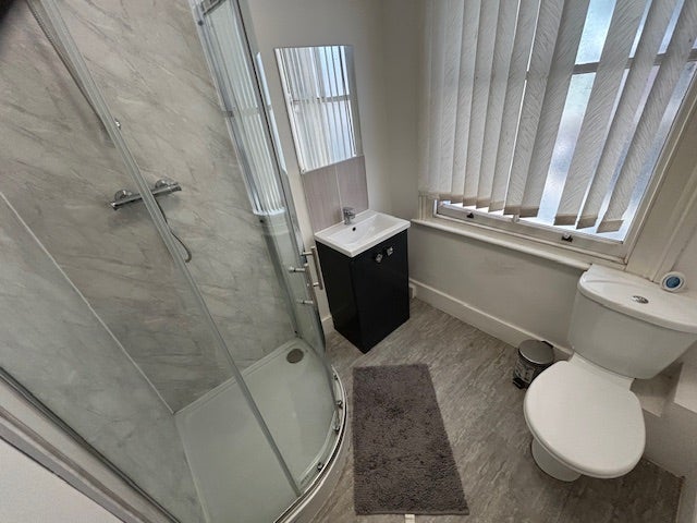 Room Hither Green Lane in Greater London