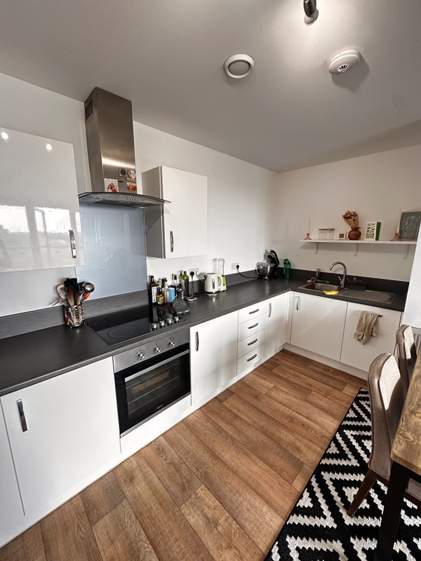 Room Loughborough Park in Greater London