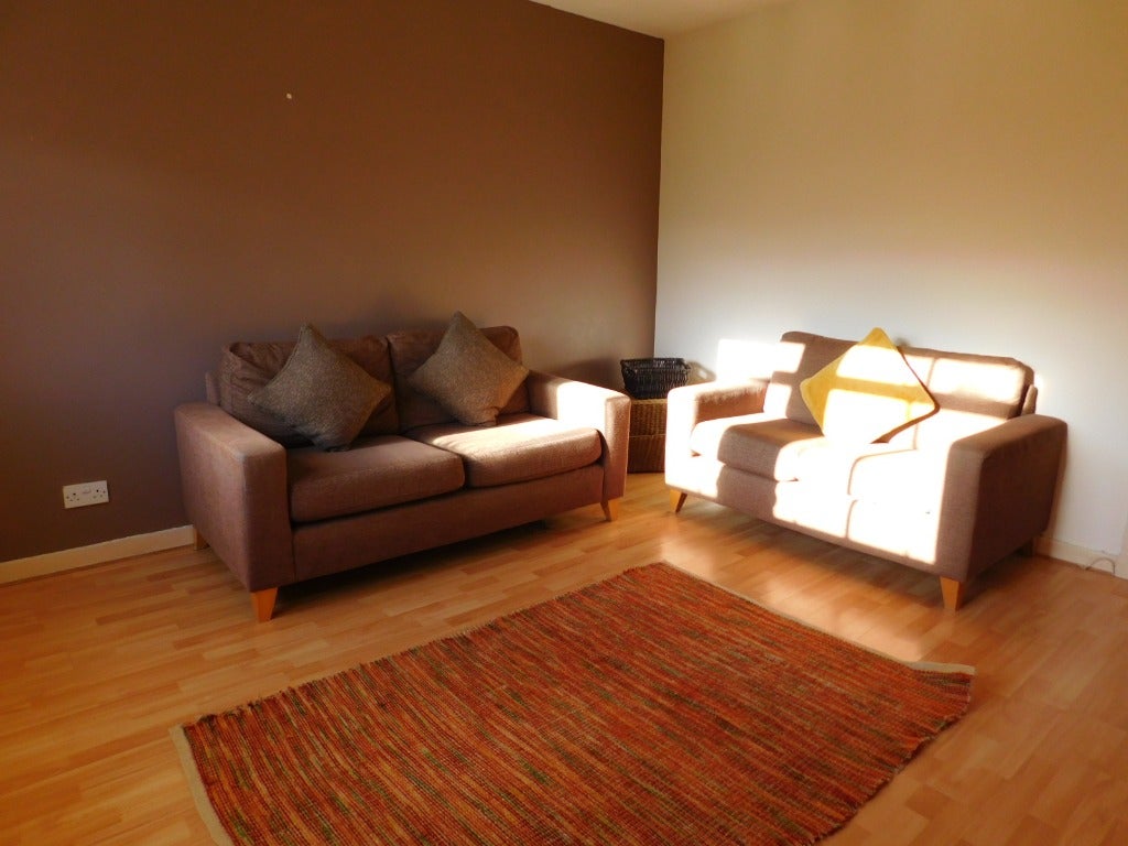 Flat Crimon Place in Aberdeen City