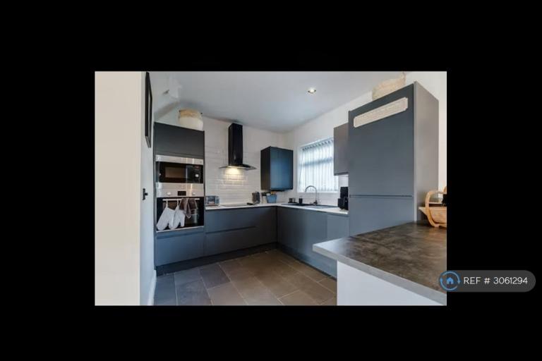 House Gorse Crescent in Trafford
