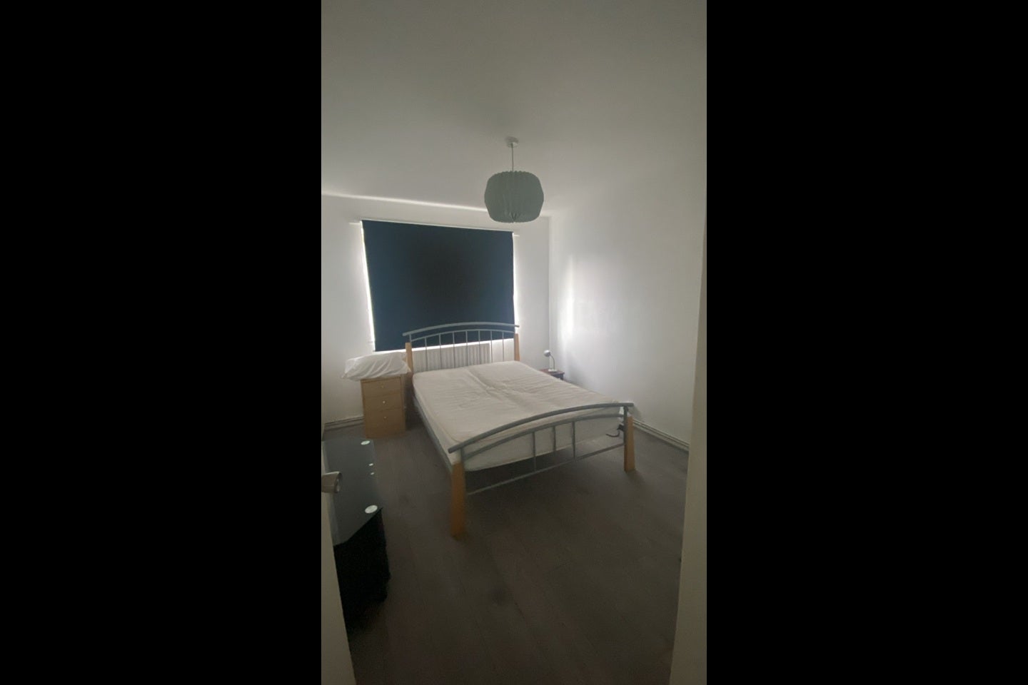 Room Grove Street in Greater London
