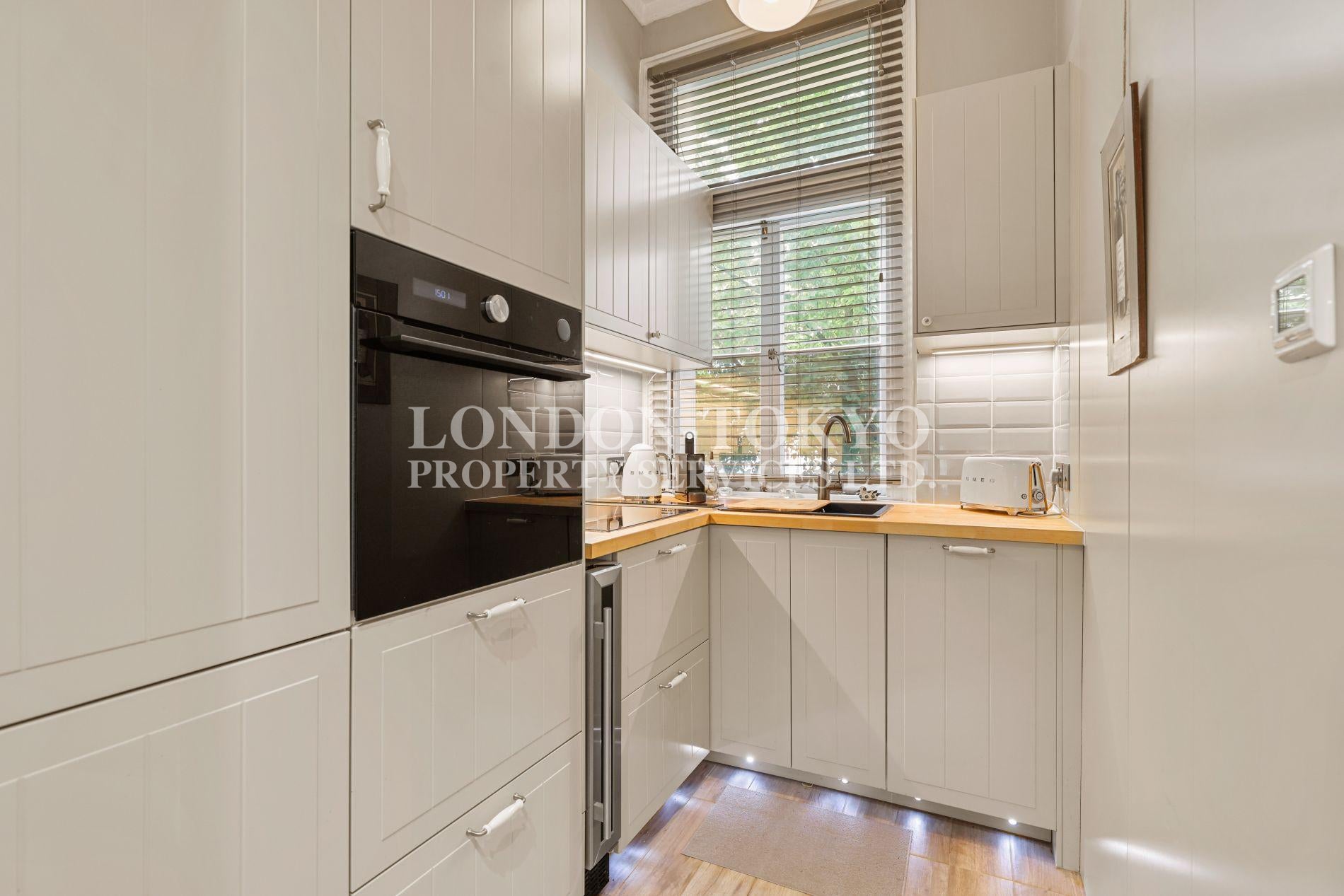 Flat Newton Road in City of Westminster