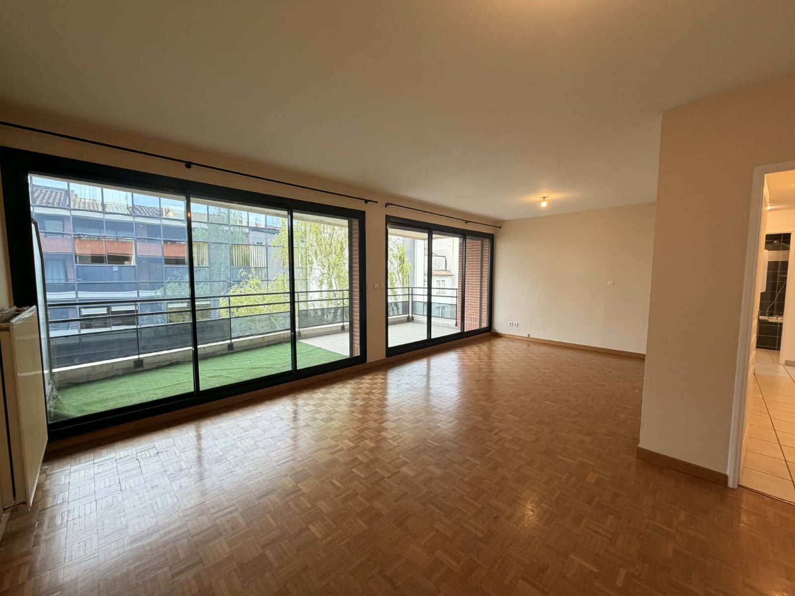 Flat Esplanade François Mitterrand in Toulouse