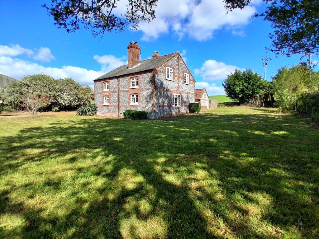 House Swaffham Road in Breckland District