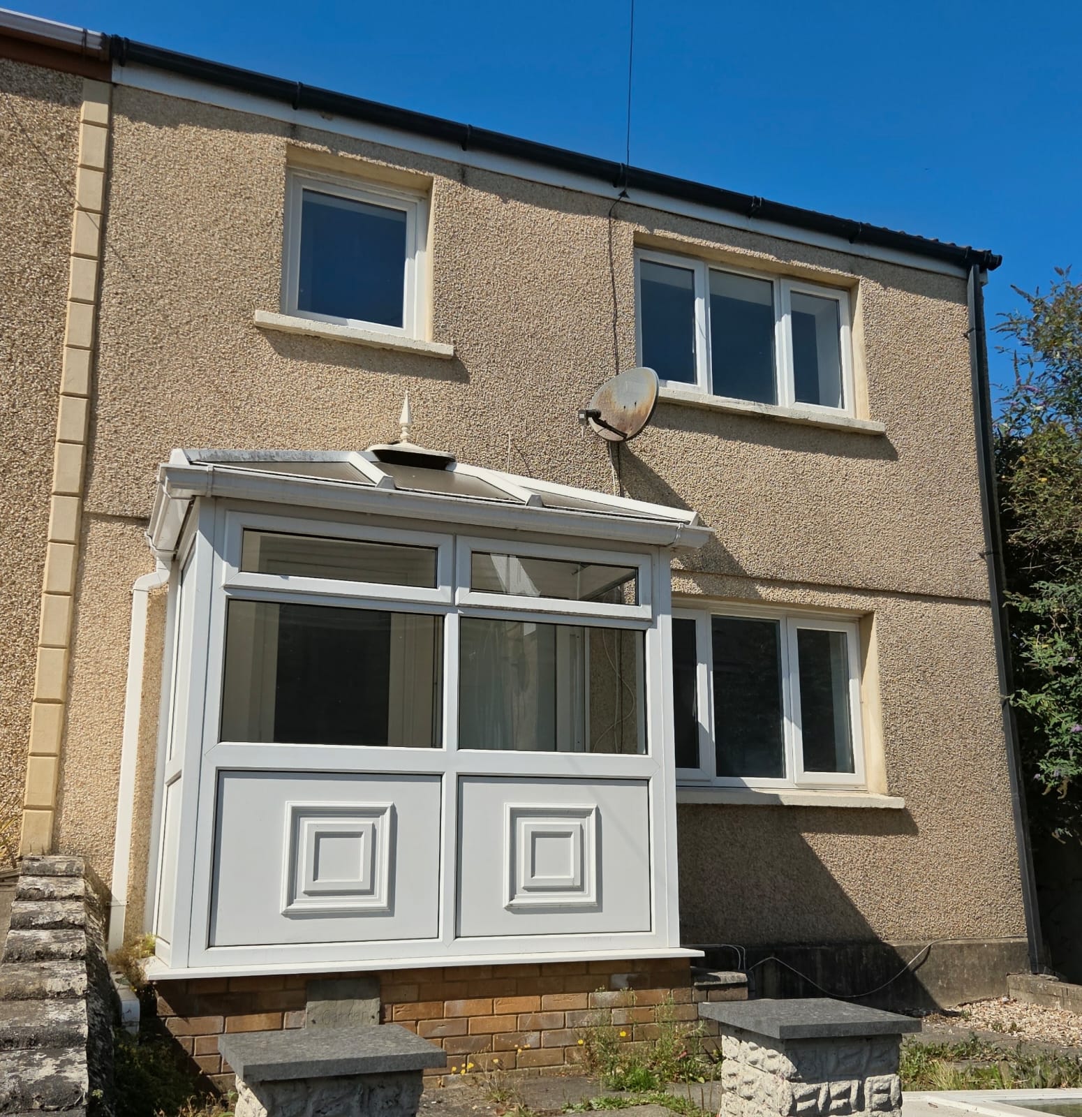 House Tabernacle Street in Skewen