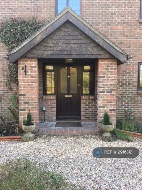 Room Chapel Lane in Hurn