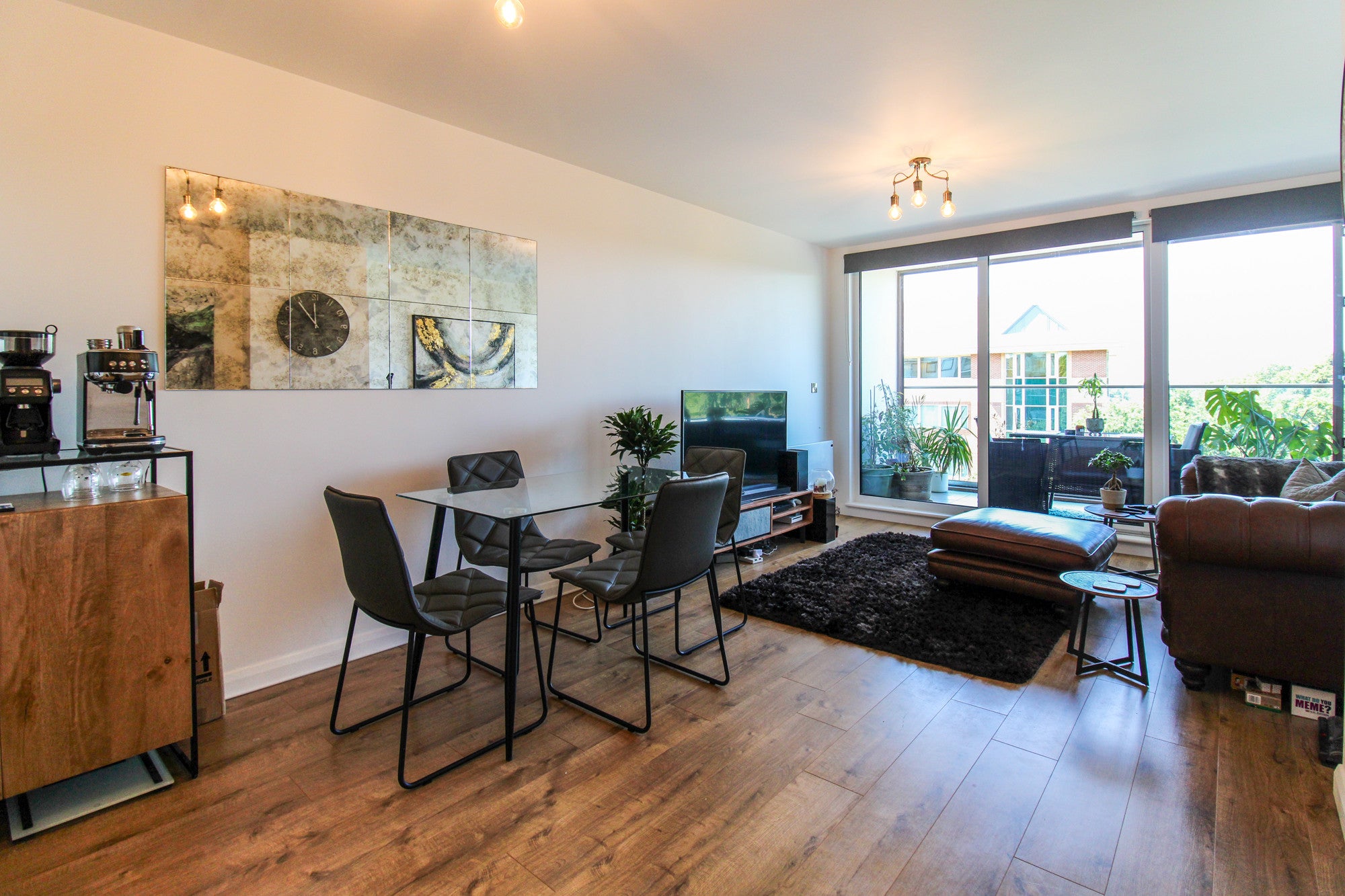 Flat Jubilee Hall Road in Rushmoor