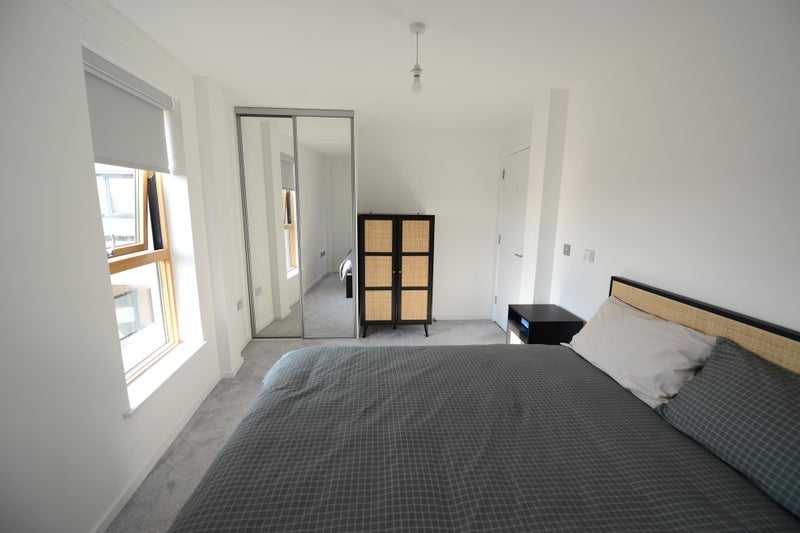 Flat Blackheath Hill in Greater London