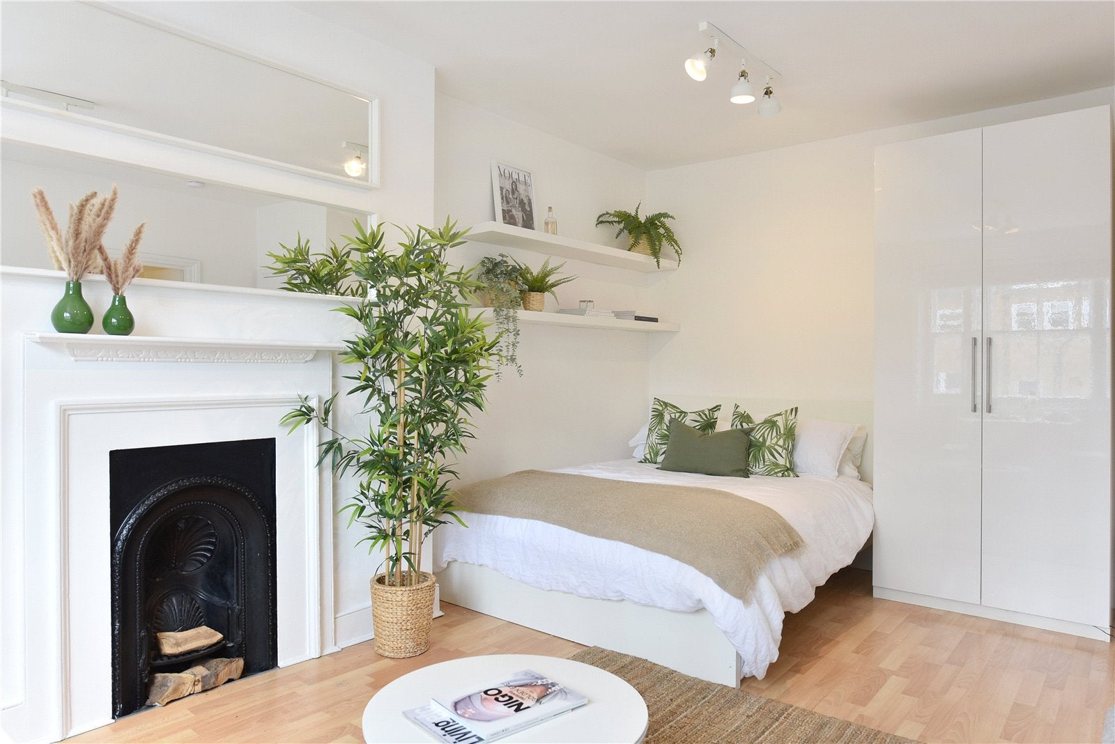 Flat Nottingham Place in City of Westminster