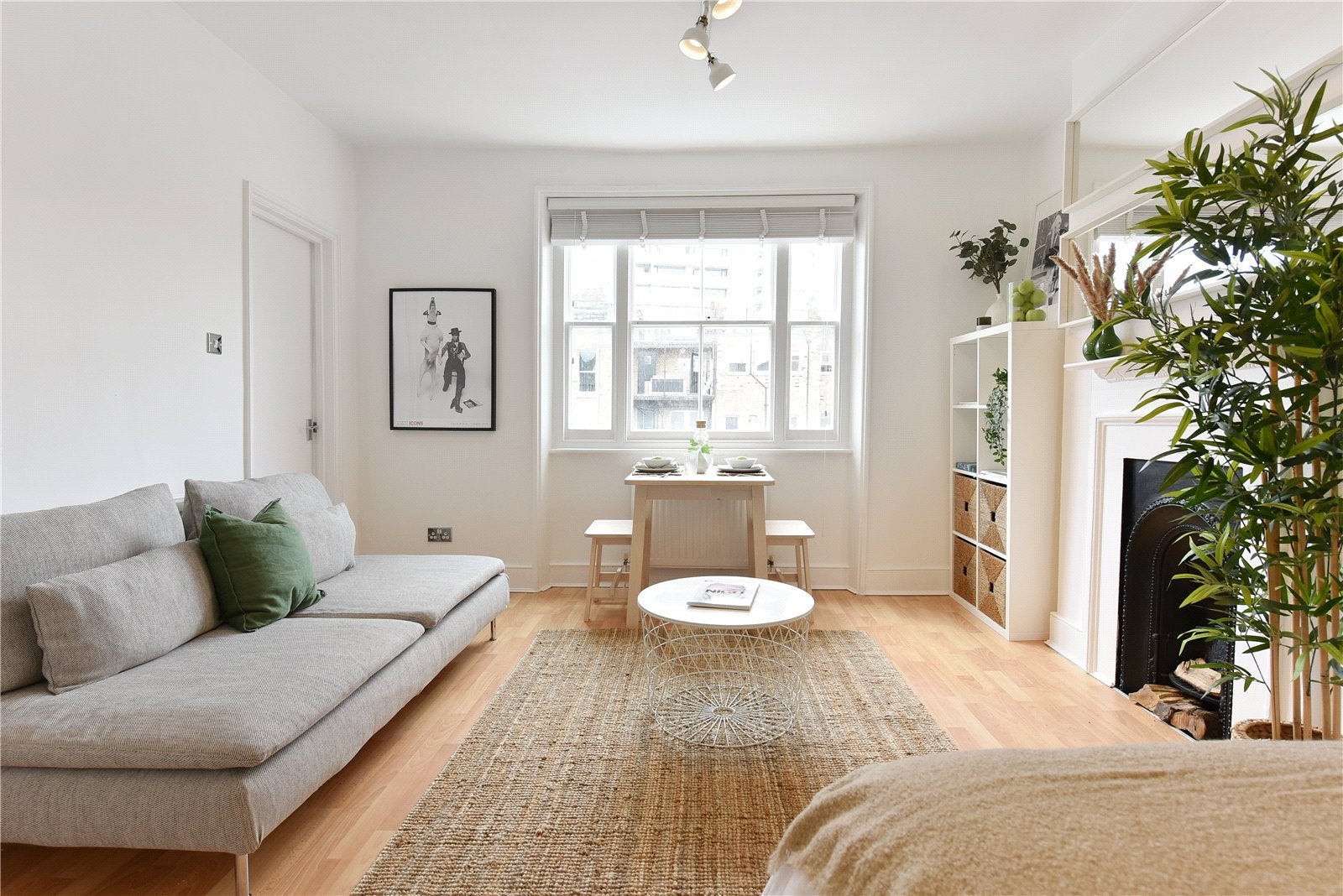 Flat Nottingham Place in City of Westminster