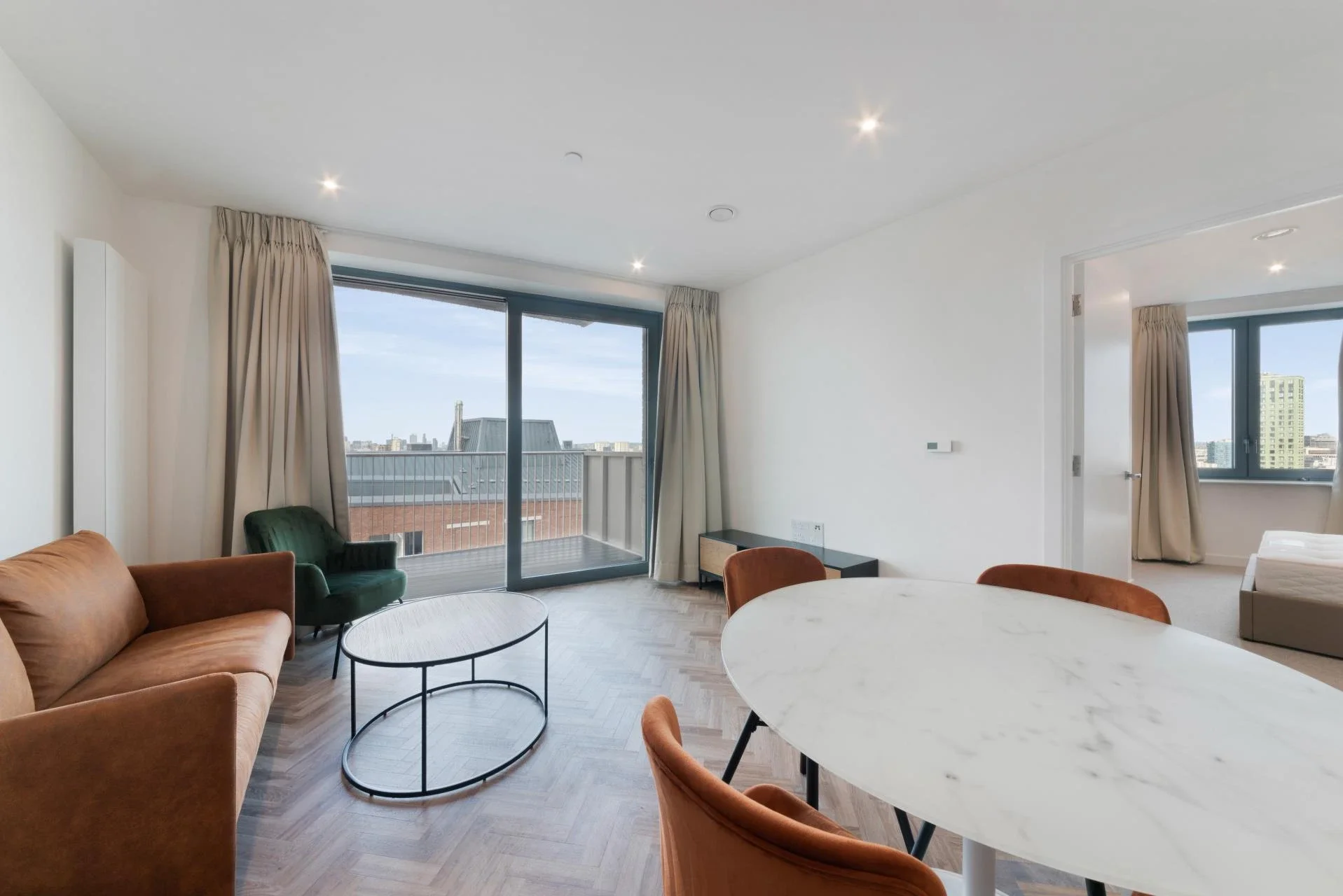 Flat Gillender Street in Greater London