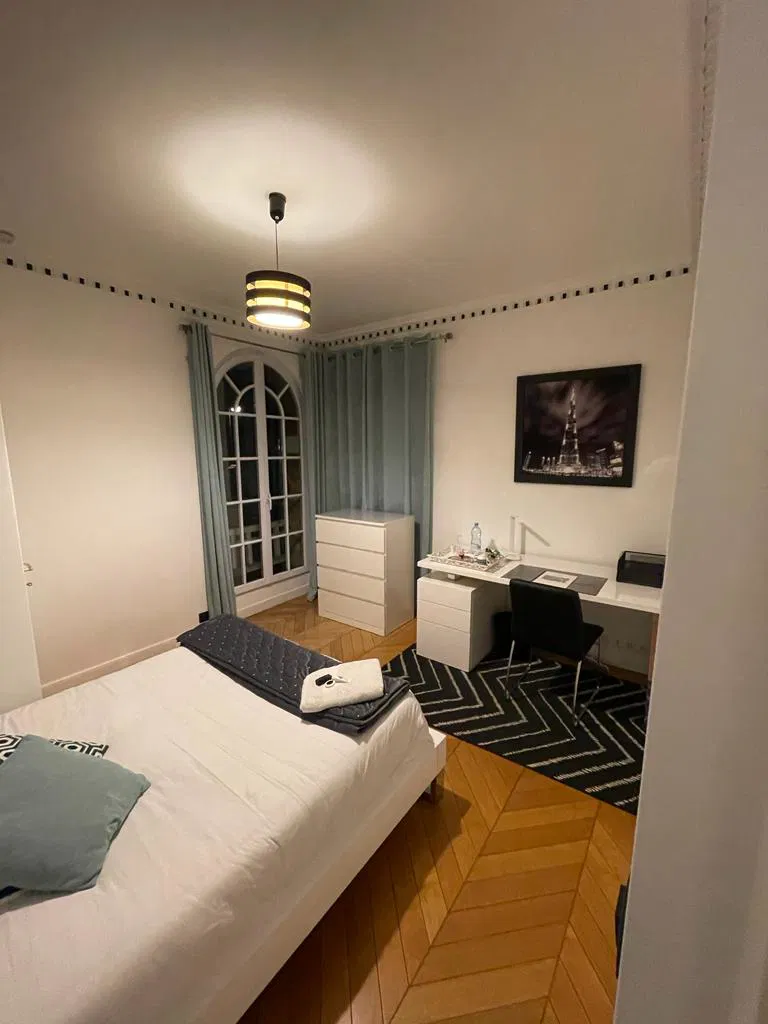 Chambre Promenade Leconte de Lisle à Orsay