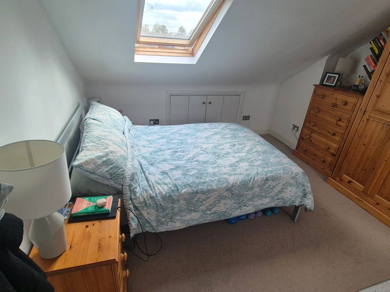 Room Cargill Road in Greater London
