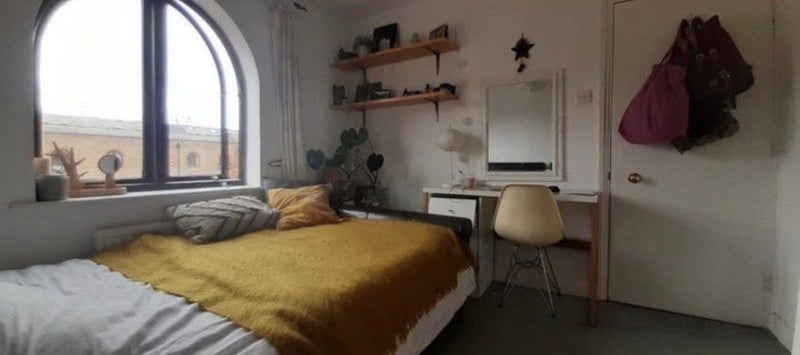 Room Portland Square in Greater London
