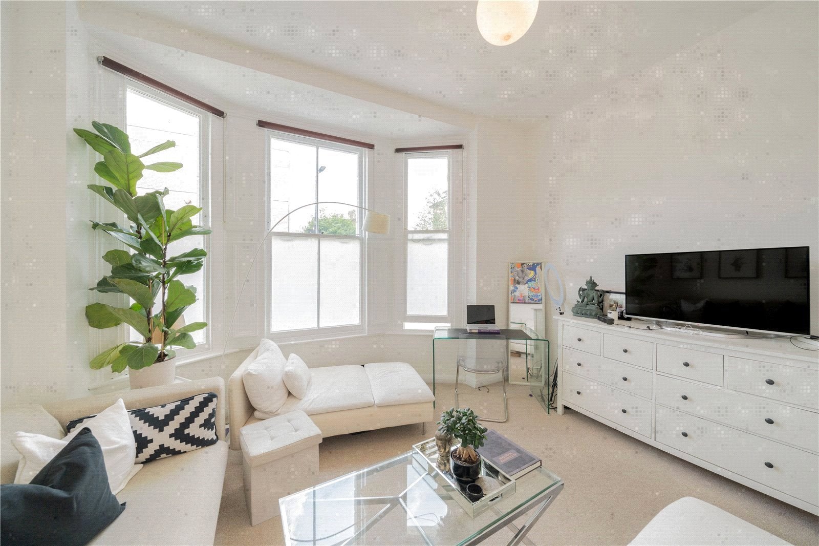 Flat Tavistock Road in City of Westminster