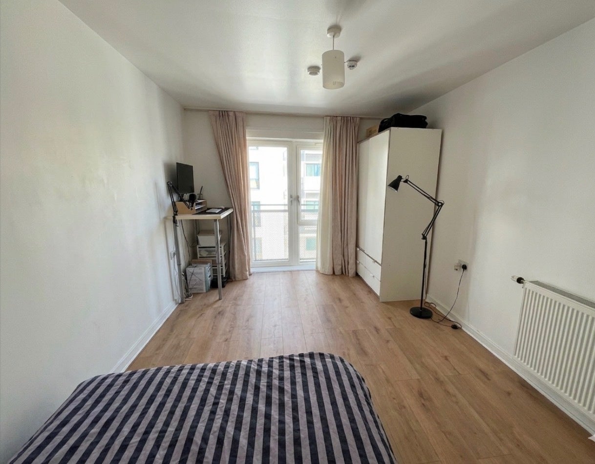 Flat London Road in Greater London