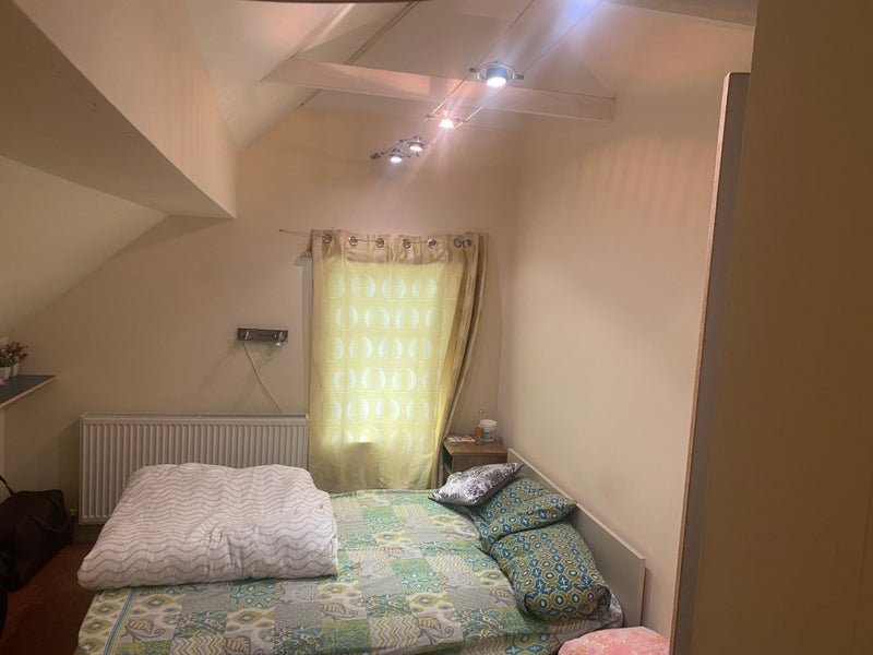 Room Avon Path in Greater London