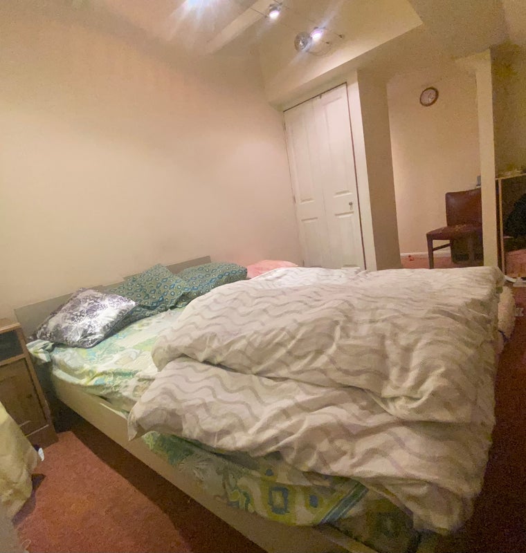 Room Avon Path in Greater London