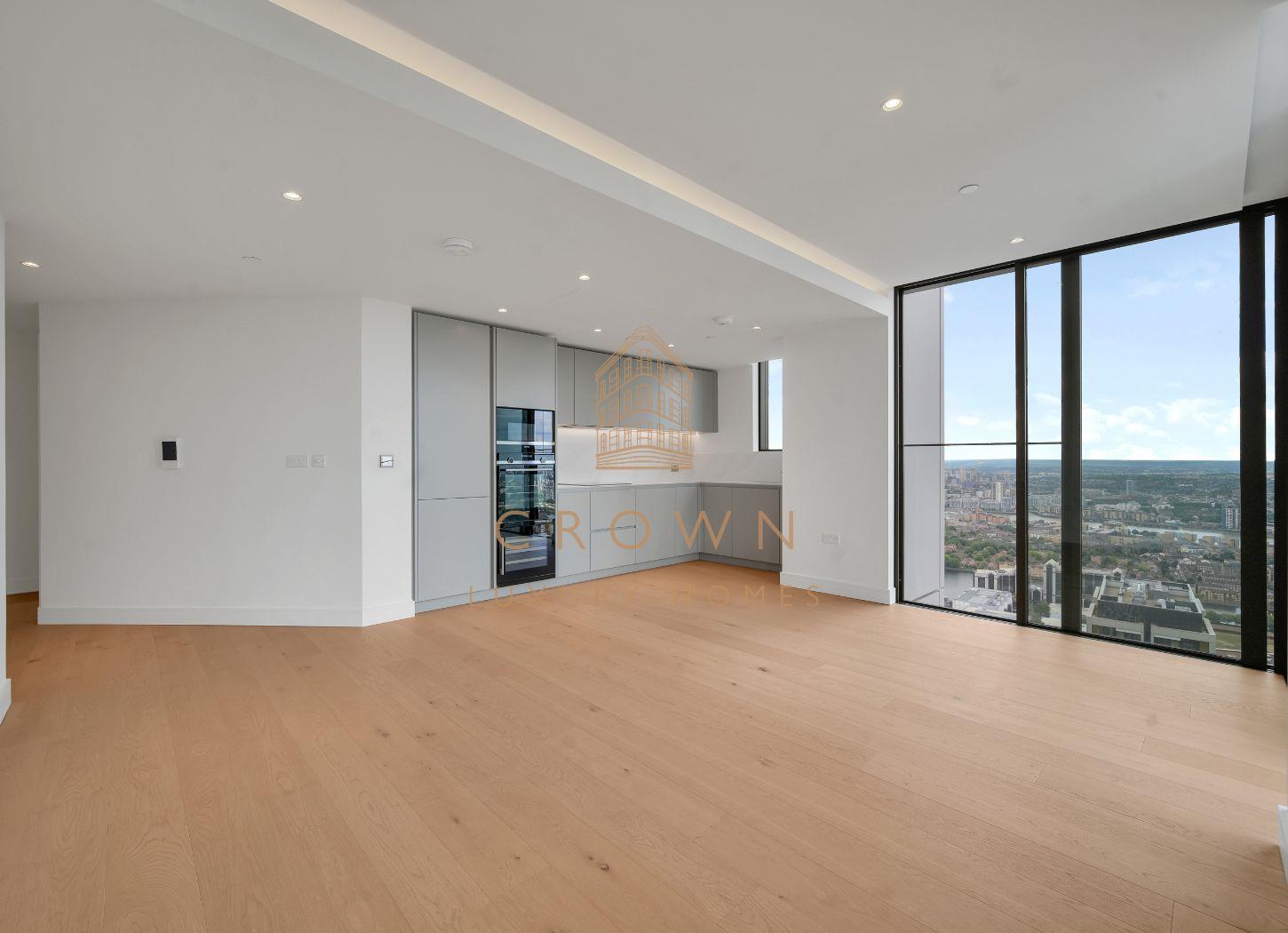 Flat South Quay Square in Greater London