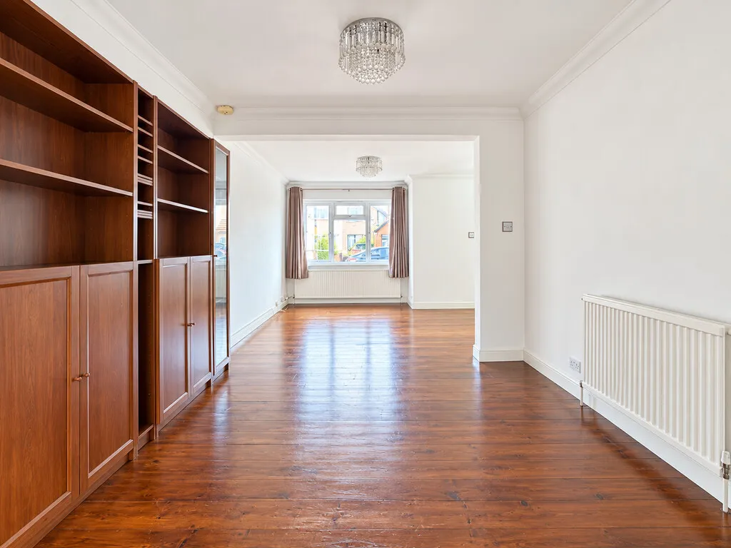 House Attle Close in Greater London