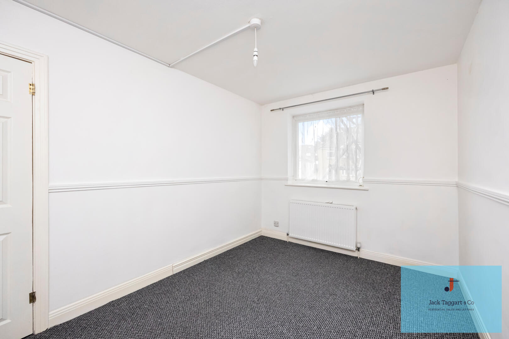 Flat Hangleton Road in Portslade by Sea