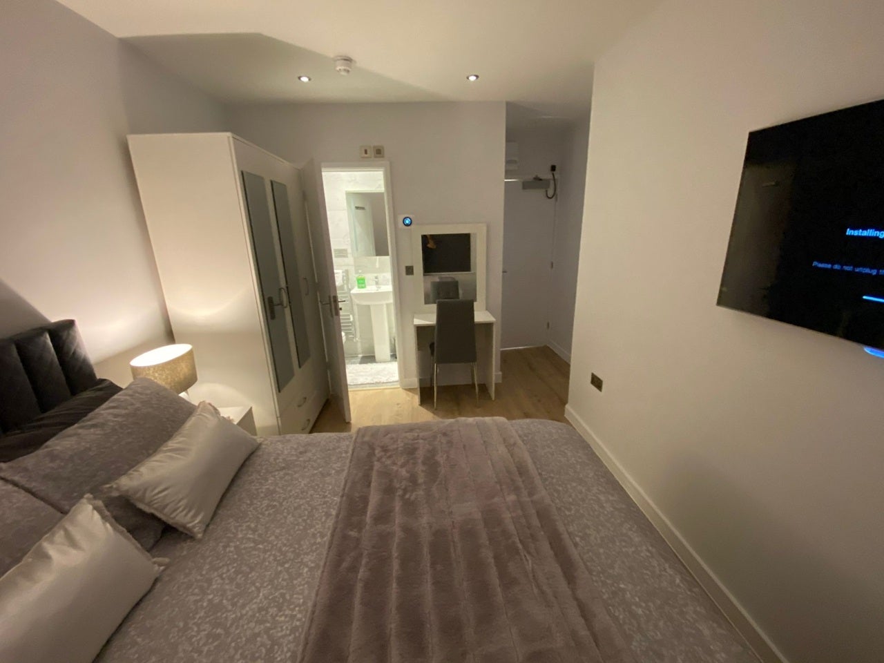 Room North Street in Bristol