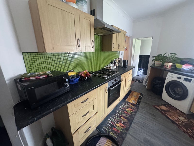 Room Naylor Street in Stoke-on-Trent
