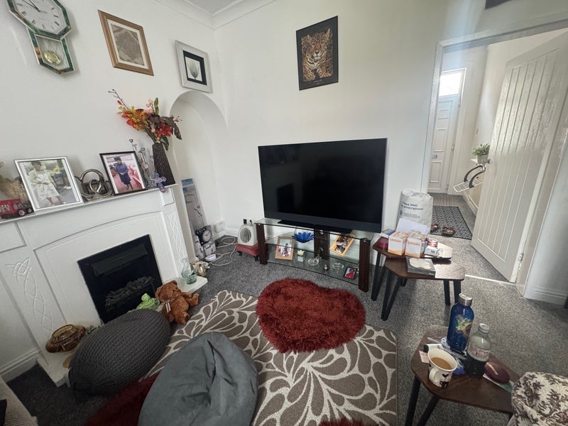 Room Naylor Street in Stoke-on-Trent