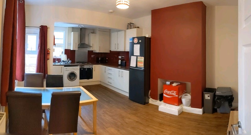 Room Daybrook Street in Nottingham