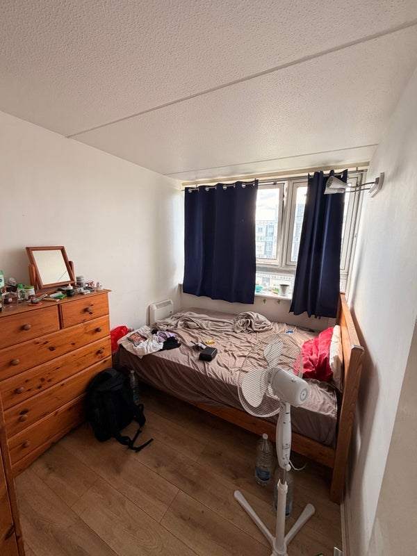 Room Charlotte Despard Avenue in Greater London