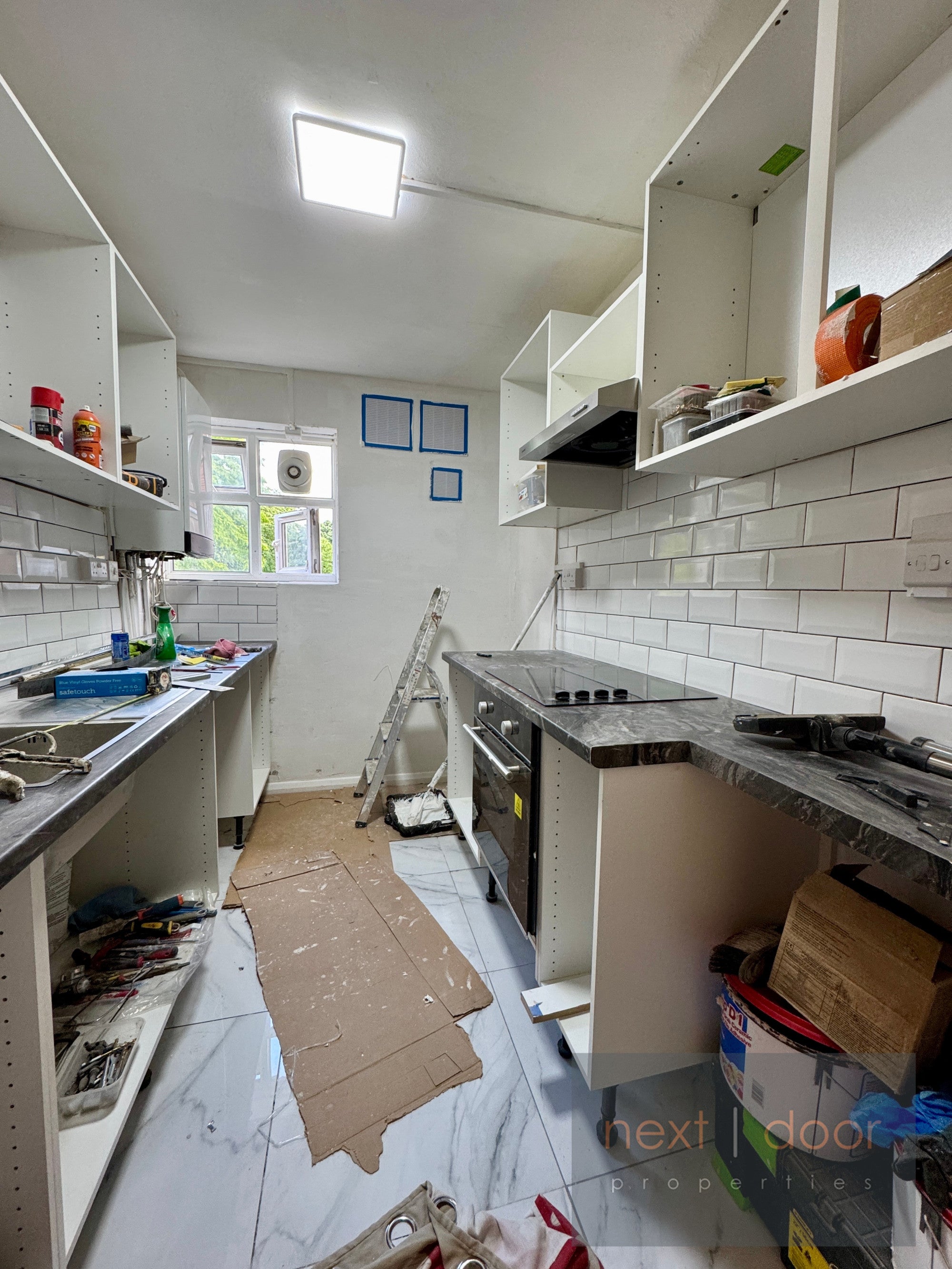 Flat Cook's Road in London