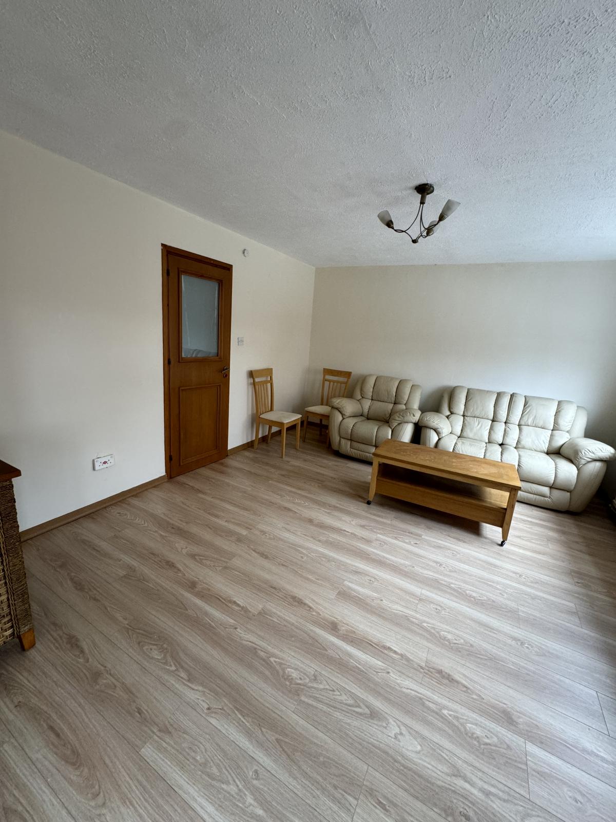 Flat Winterford Avenue in Manchester
