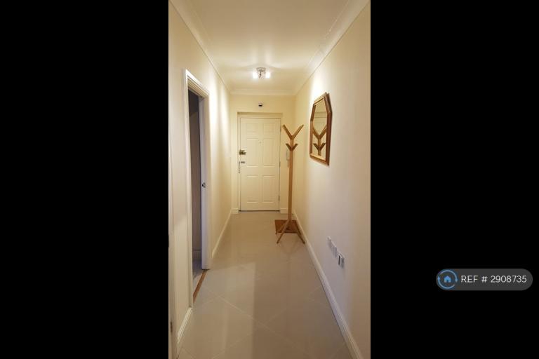 Flat Wokingham Road in Reading