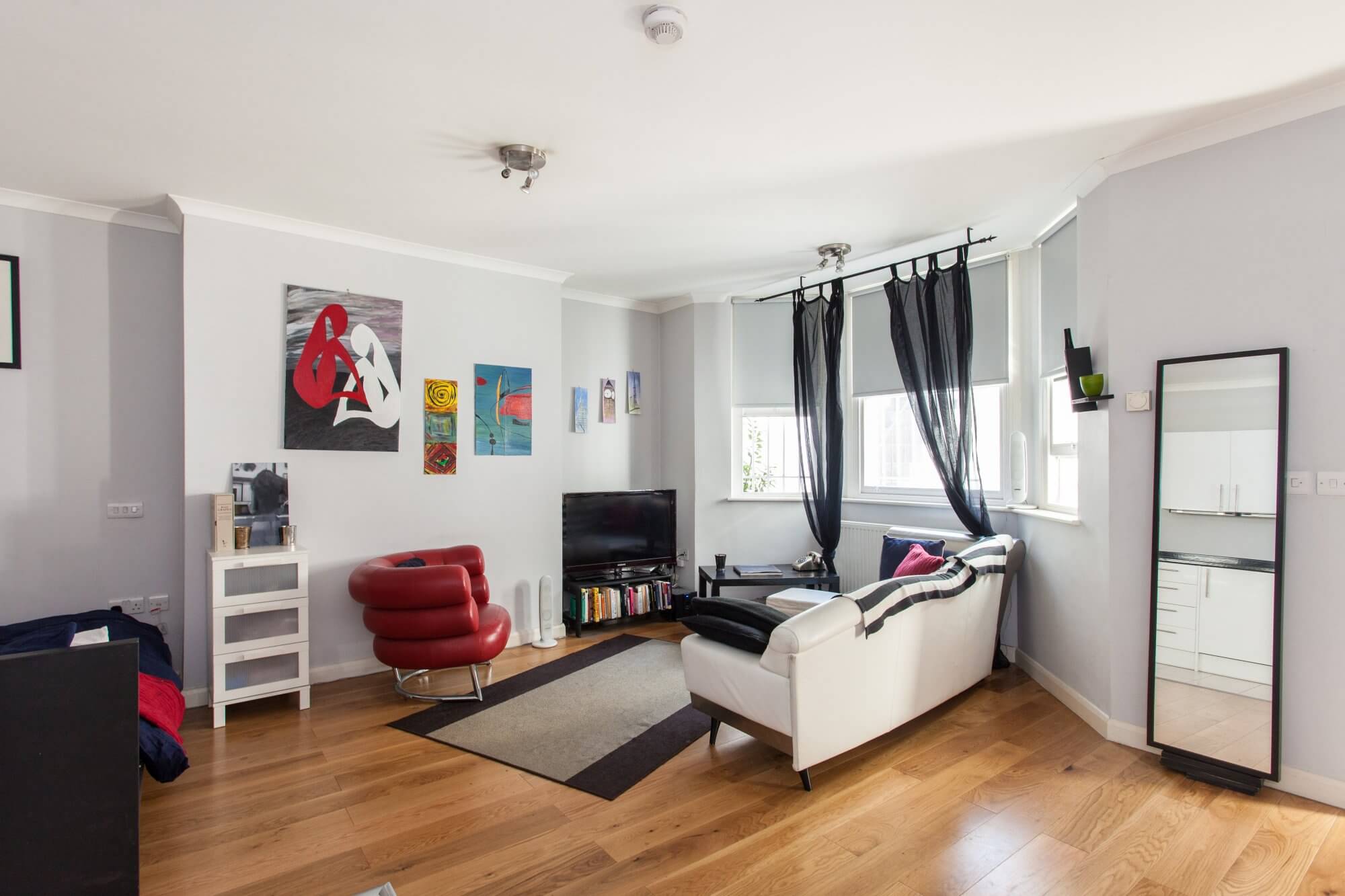 Flat Clapham Park Road in Greater London