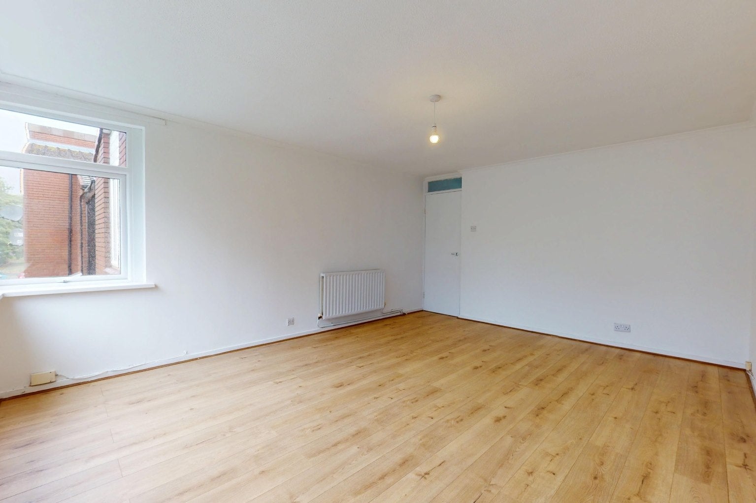 Flat Delbury Close in Telford
