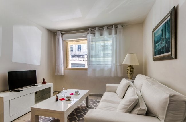 Flat Rue Montaigne in Cannes