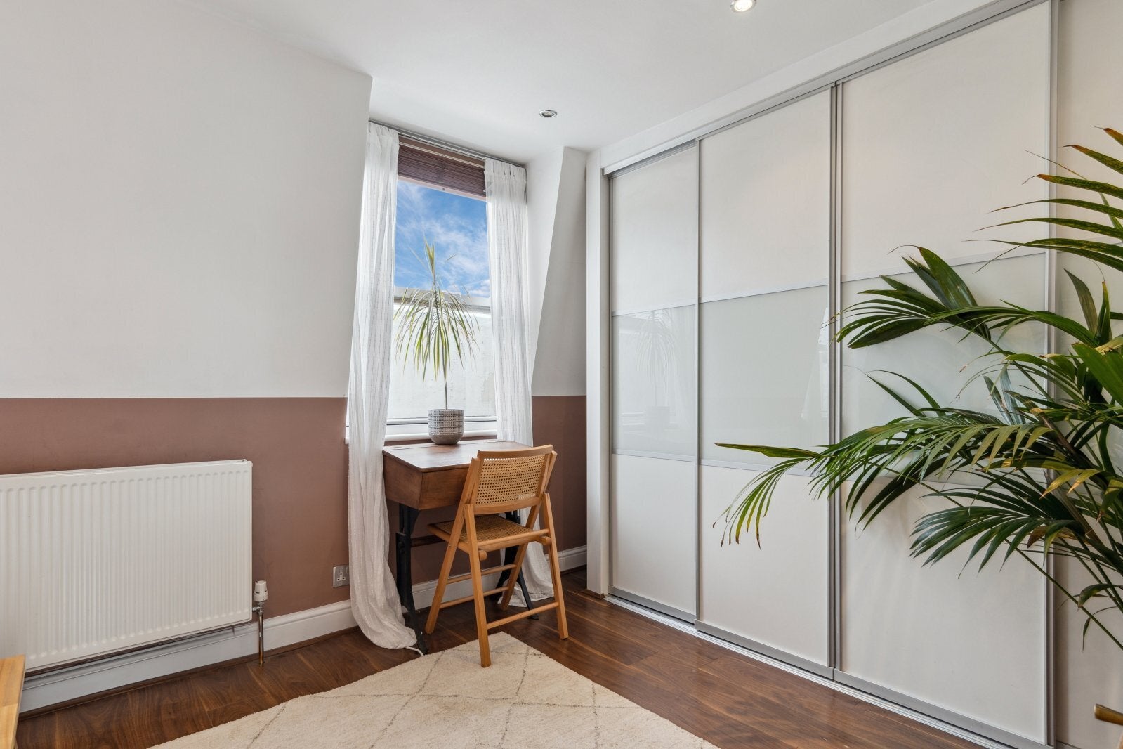 Flat Goldney Road in City of Westminster