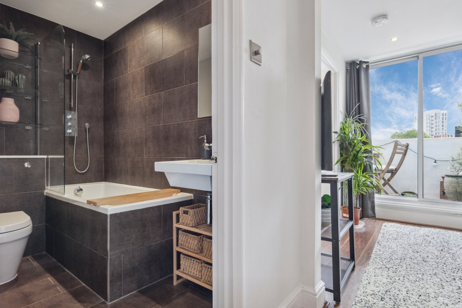 Flat Goldney Road in City of Westminster