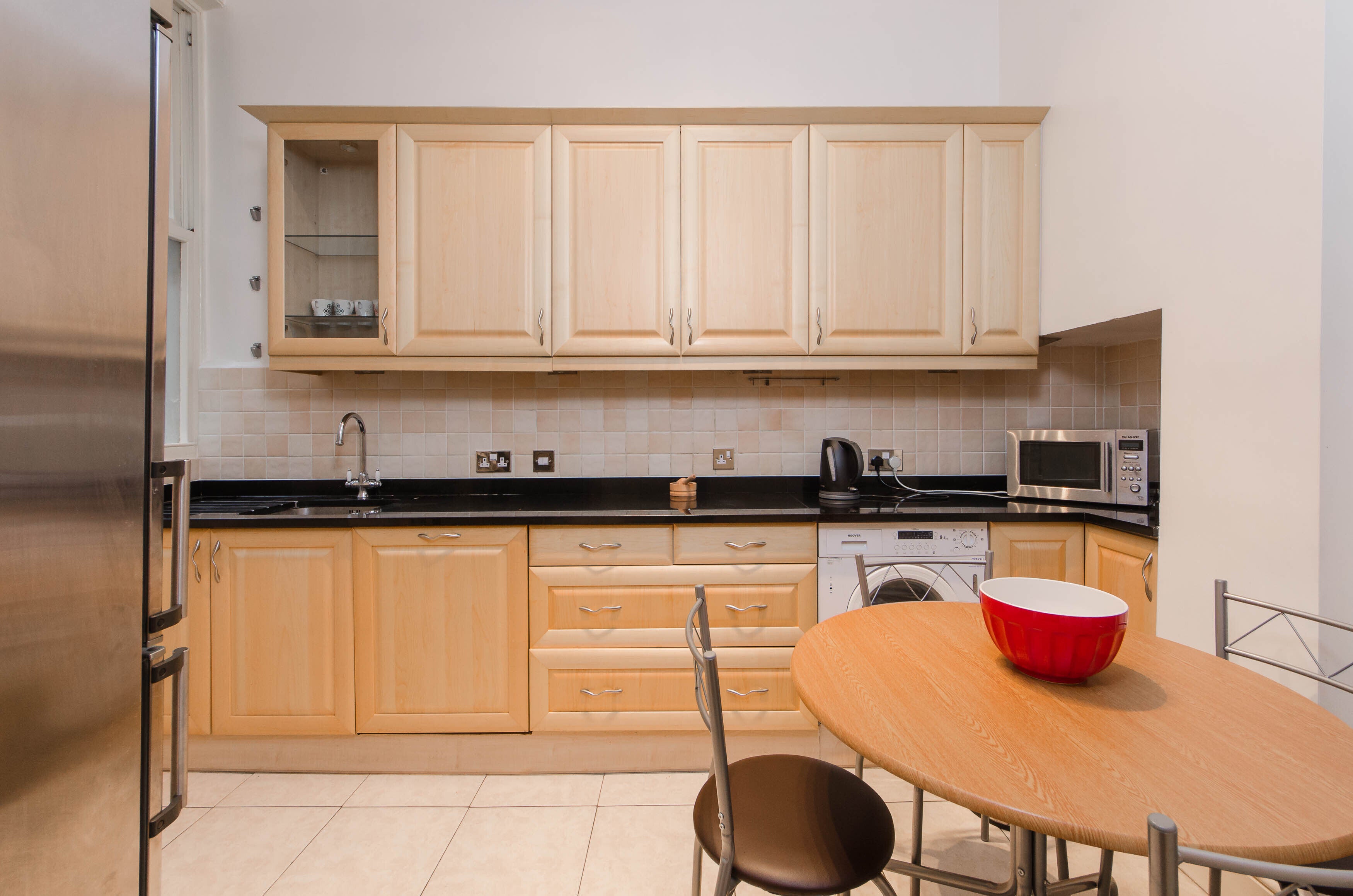 Flat Barkston Gardens in Greater London
