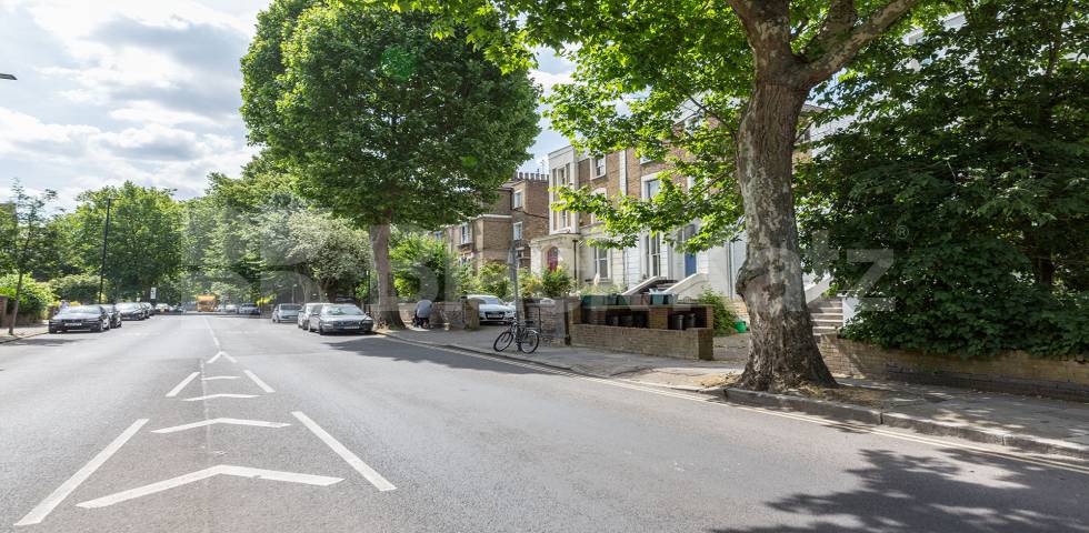 House Parkway in Greater London