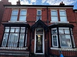Flat Claughton Road in Dudley