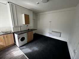 Flat Claughton Road in Dudley