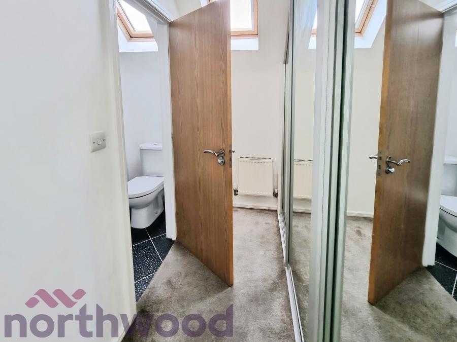 Room Firth Boulevard in Warrington